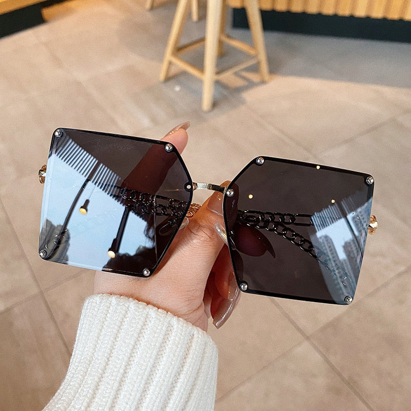 Oversize Gradient Vintage Alloy Chain Frame Rivet Square Shades